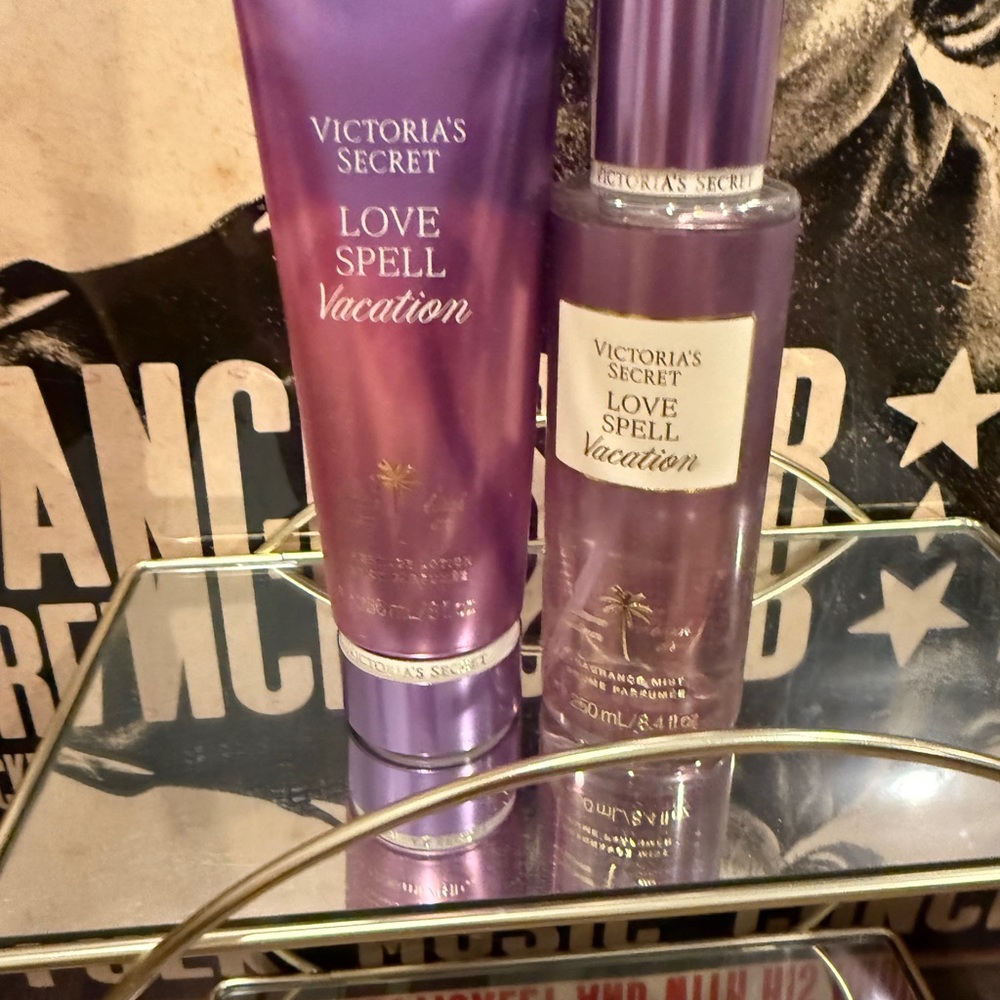 Victoria's Secret Love Spell Vacation Mist & Lotion - Purple